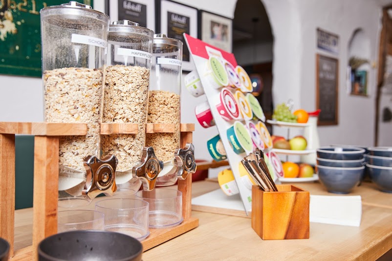 Vielfältige Cerealien und Müsli-Auswahl am Frühstücksbuffet – für einen energiereichen Start in den Tag.